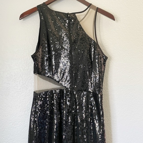 NWT TOCCIN (NY) Sequins Cutout Mesh Cocktail Dress 6 - Picture 11 of 15